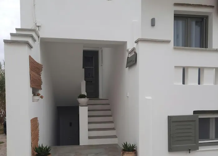 Konstantza's Deluxe Apartamento *